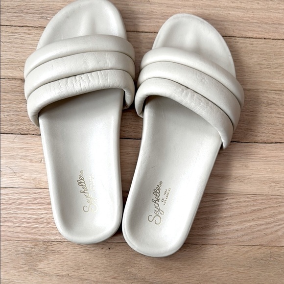 Seychelles Cream Slide Sandals - Picture 1 of 3